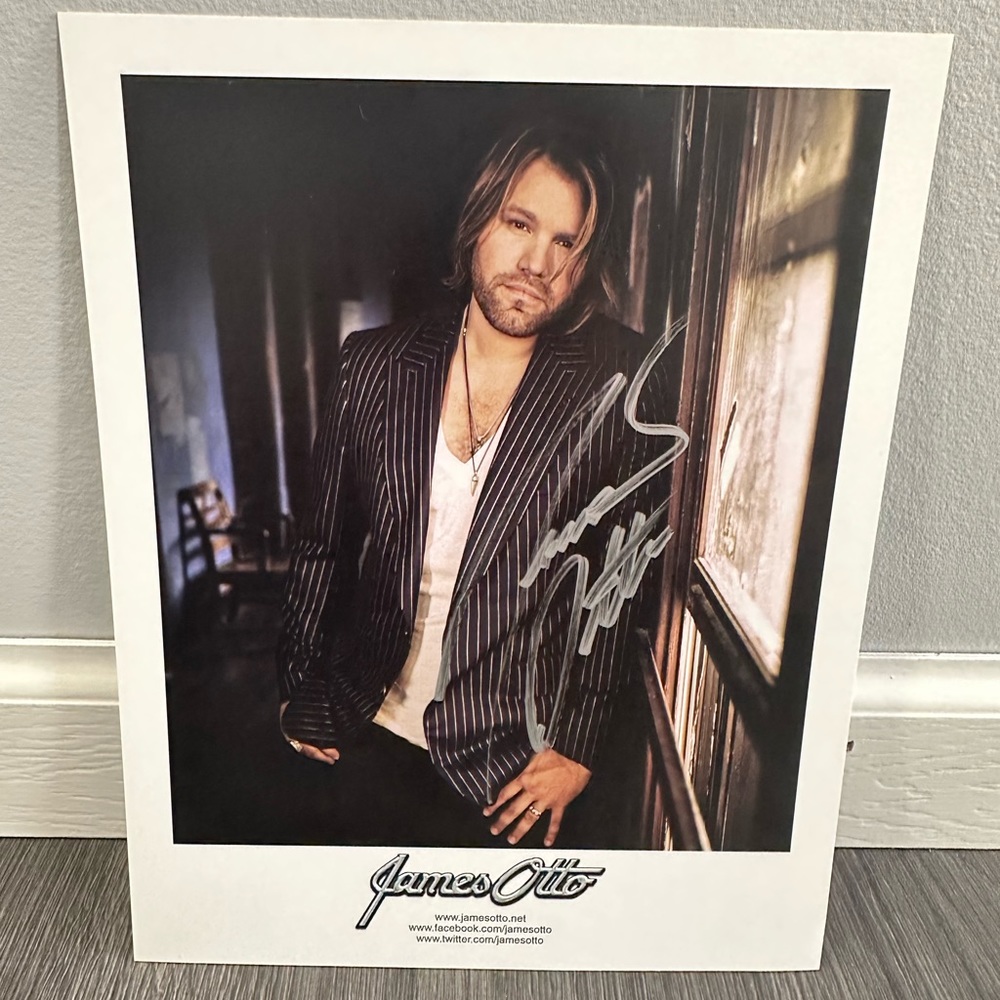 James Otto autographed picture - like new condition
